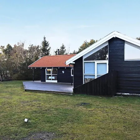 8 Person Holiday In *