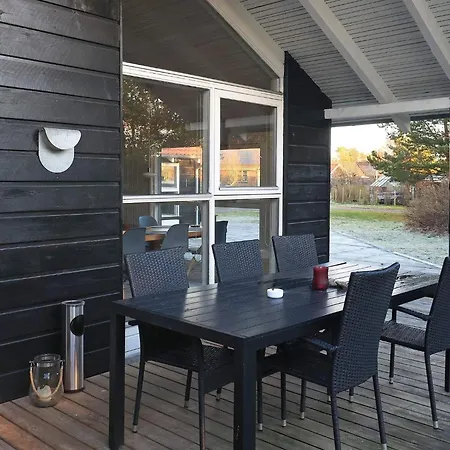 8 Person Holiday In *