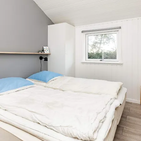 8 Person Holiday In 別荘 Hals